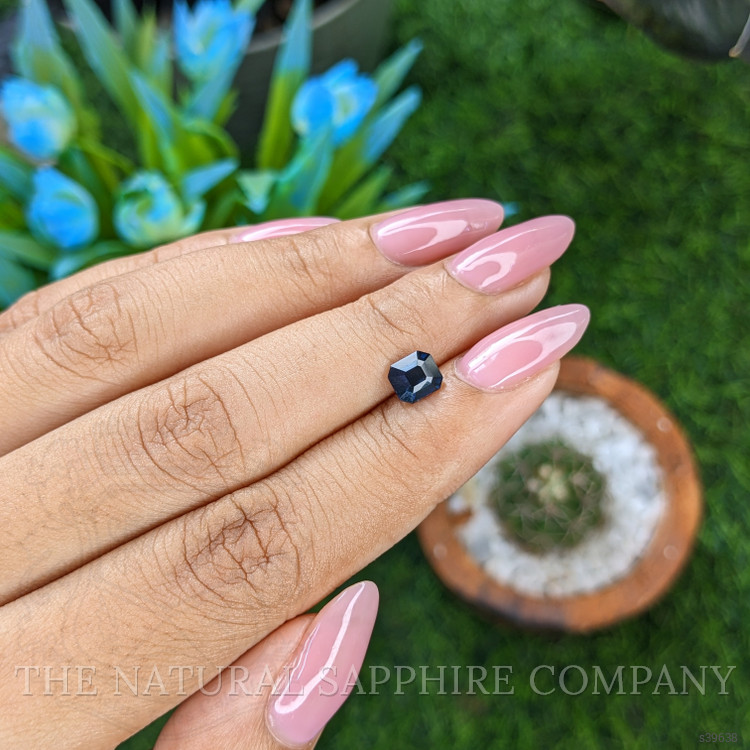 1.04 Ct. Greenish Blue Sapphire from Nigeria
