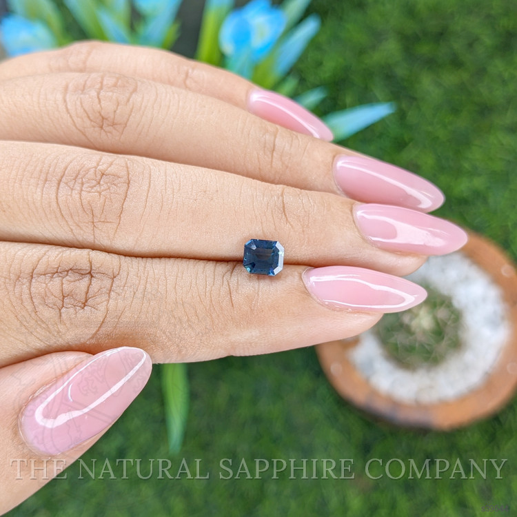 1.06 Ct. Greenish Blue Sapphire from Nigeria