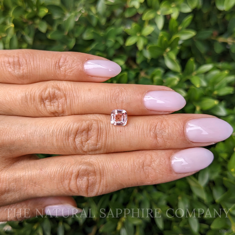 1.63 Ct. Padparadscha Sapphire from Ceylon (Sri Lanka)