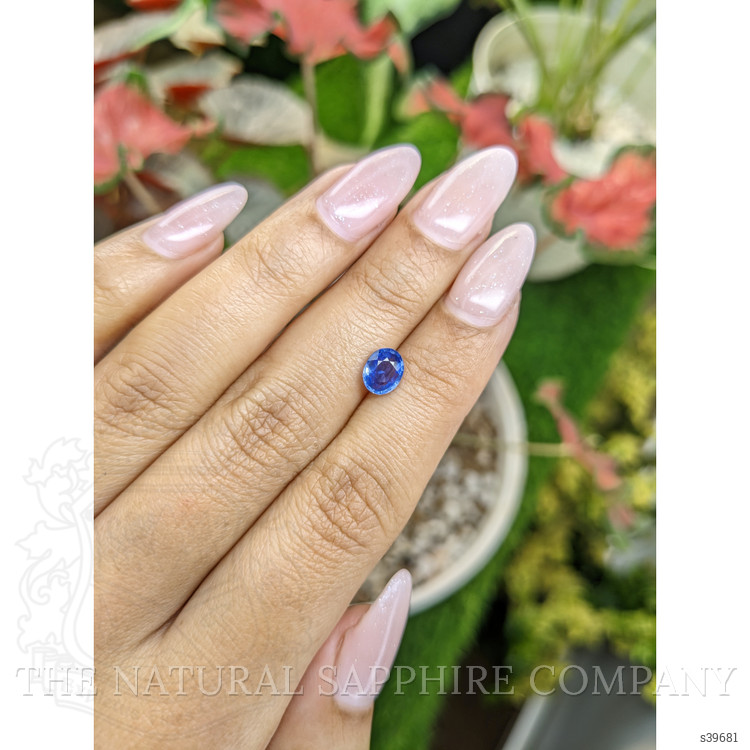 1.01 Ct. Blue Sapphire from Ceylon (Sri Lanka)