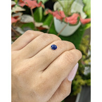 1.04 Ct. Blue Sapphire from Ceylon (Sri Lanka) Life Style