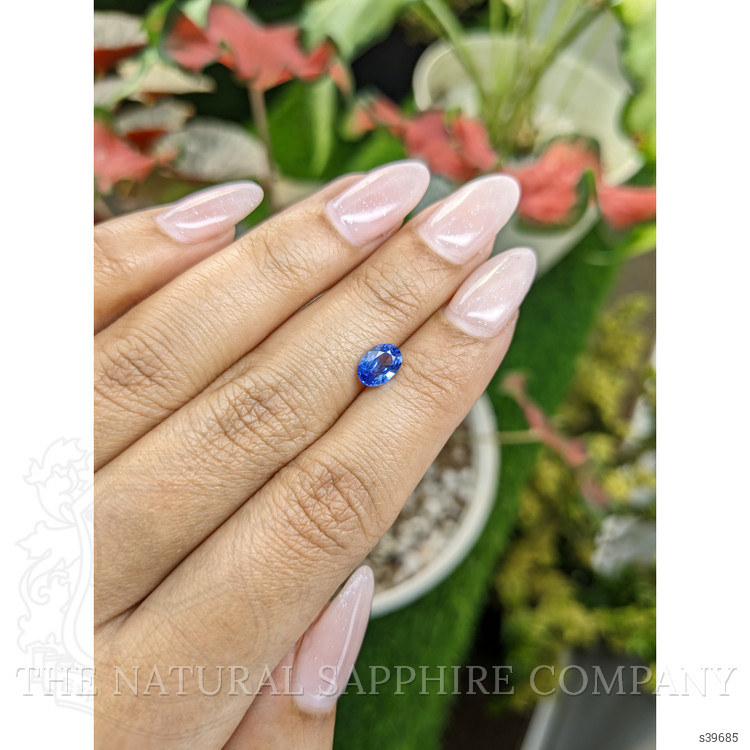 1.01 Ct. Blue Sapphire from Ceylon (Sri Lanka)