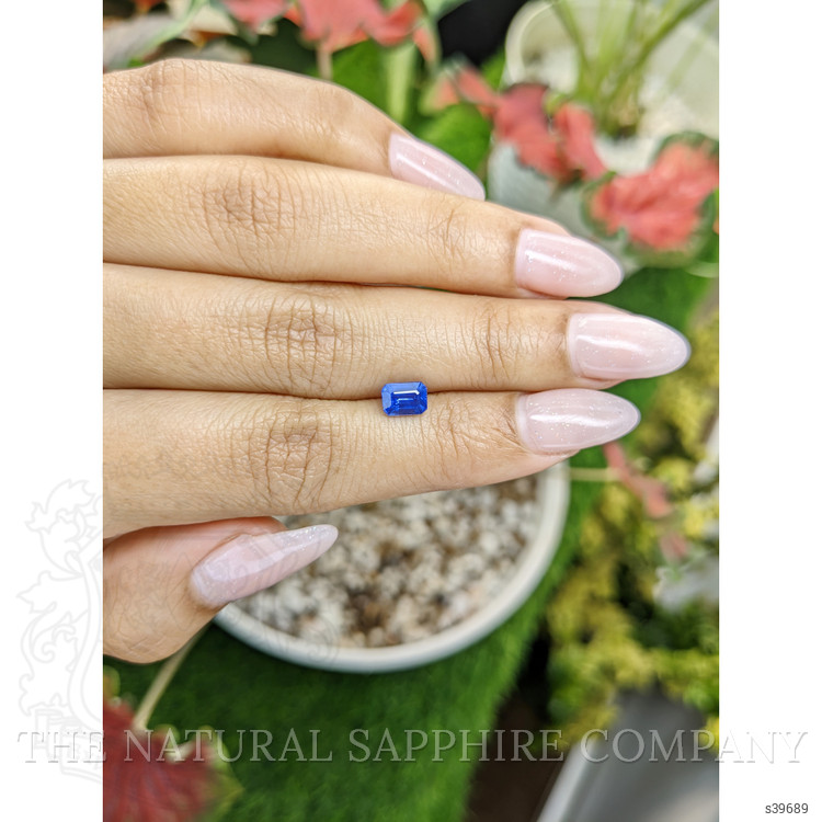 1.05 Ct. Blue Sapphire from Ceylon (Sri Lanka)