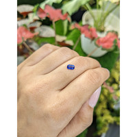 0.56 Ct. Blue Sapphire from Ceylon (Sri Lanka) Life Style