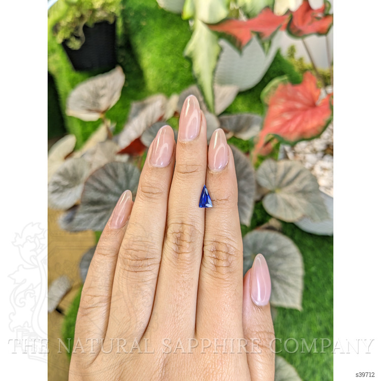 1.04 Ct. Blue Sapphire from Ceylon (Sri Lanka)