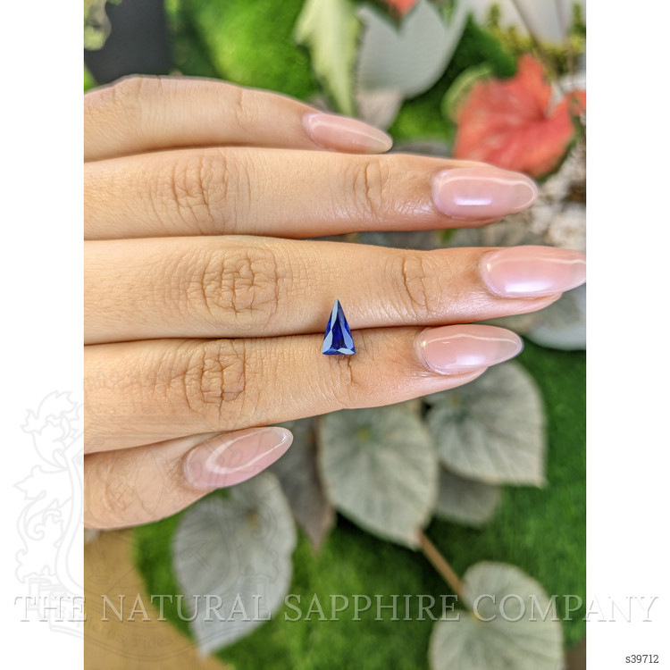 1.04 Ct. Blue Sapphire from Ceylon (Sri Lanka)