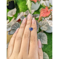 2.17 Ct. Blue Sapphire from Ceylon (Sri Lanka) Life Style