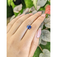 2.17 Ct. Blue Sapphire from Ceylon (Sri Lanka) Life Style
