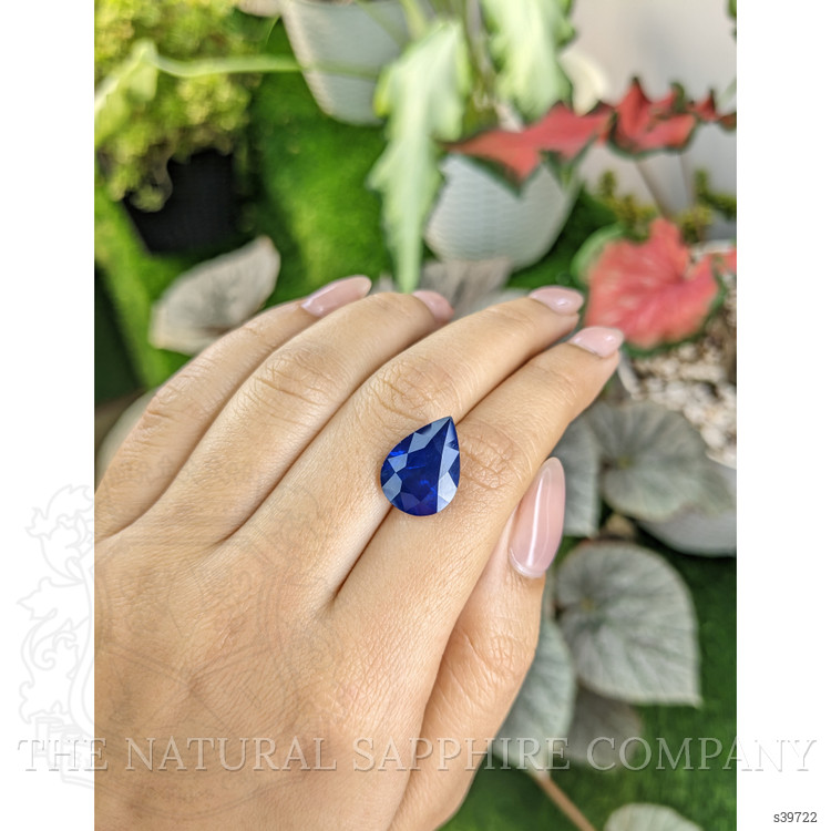 9.87 Ct. Blue Sapphire from Ceylon (Sri Lanka)