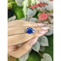 9.87 Ct. Blue Sapphire from Ceylon (Sri Lanka) Life Style