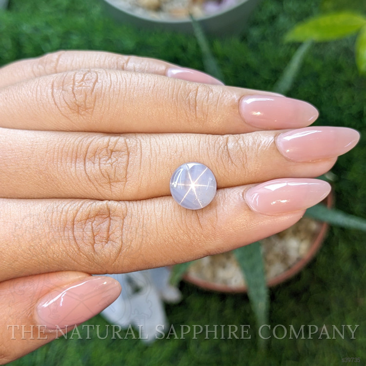 4.76 Ct. Bluish Purple Star Sapphire from Ceylon (Sri Lanka)