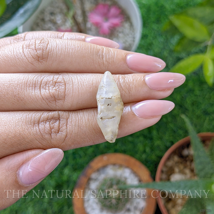 19.02 Ct. White Sapphire from Ceylon (Sri Lanka)