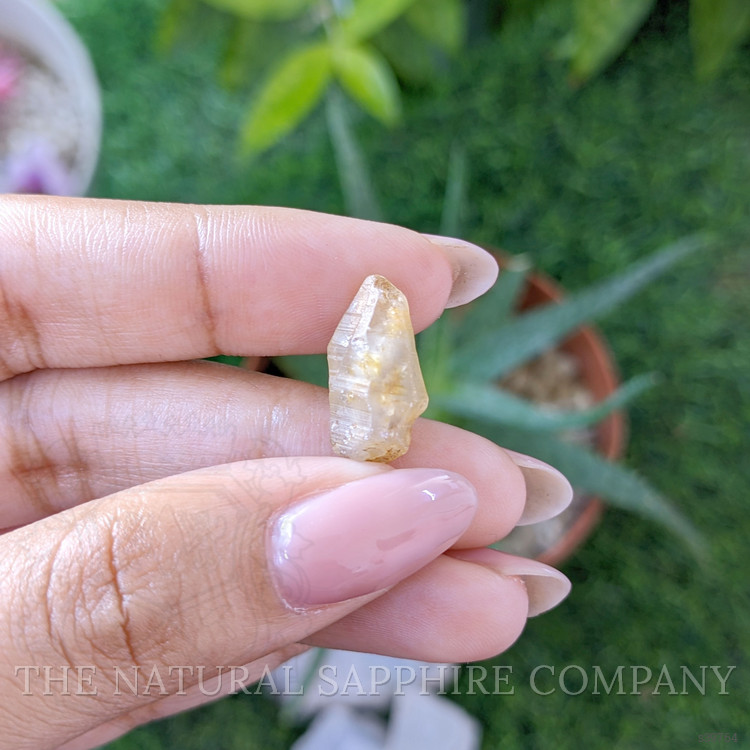 9.59 Ct. White Sapphire from Ceylon (Sri Lanka)