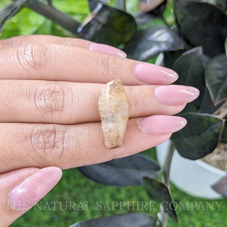 22.58 Ct. Yellow Sapphire from Ceylon (Sri Lanka)