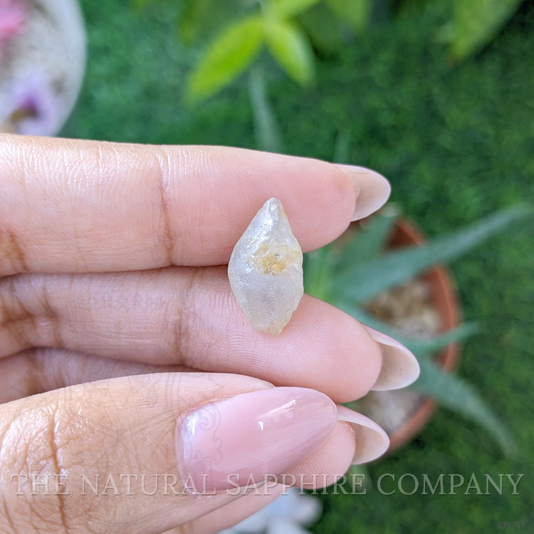 7.77 Ct. White Sapphire from Ceylon (Sri Lanka)