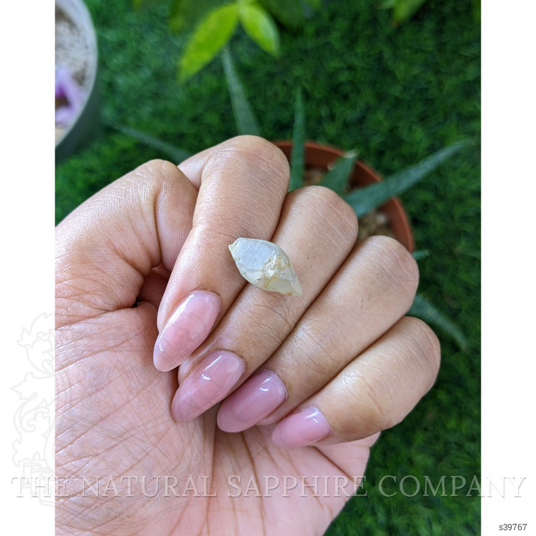 7.77 Ct. White Sapphire from Ceylon (Sri Lanka)