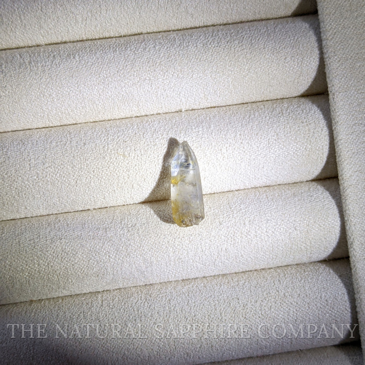4.11 Ct. Bi Color / Parti Sapphire from Ceylon (Sri Lanka)