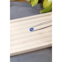 0.76 Ct. Blue Sapphire from Ceylon (Sri Lanka) Life Style