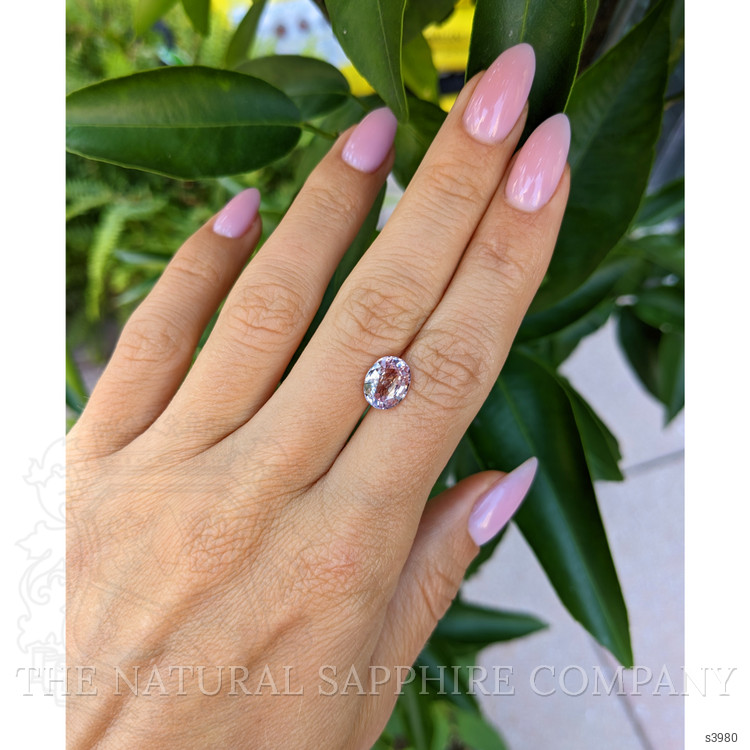 2.91 Ct. Pink Sapphire from Ceylon (Sri Lanka)