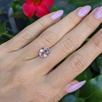 2.91 Ct. Pink Sapphire from Ceylon (Sri Lanka) Life Style