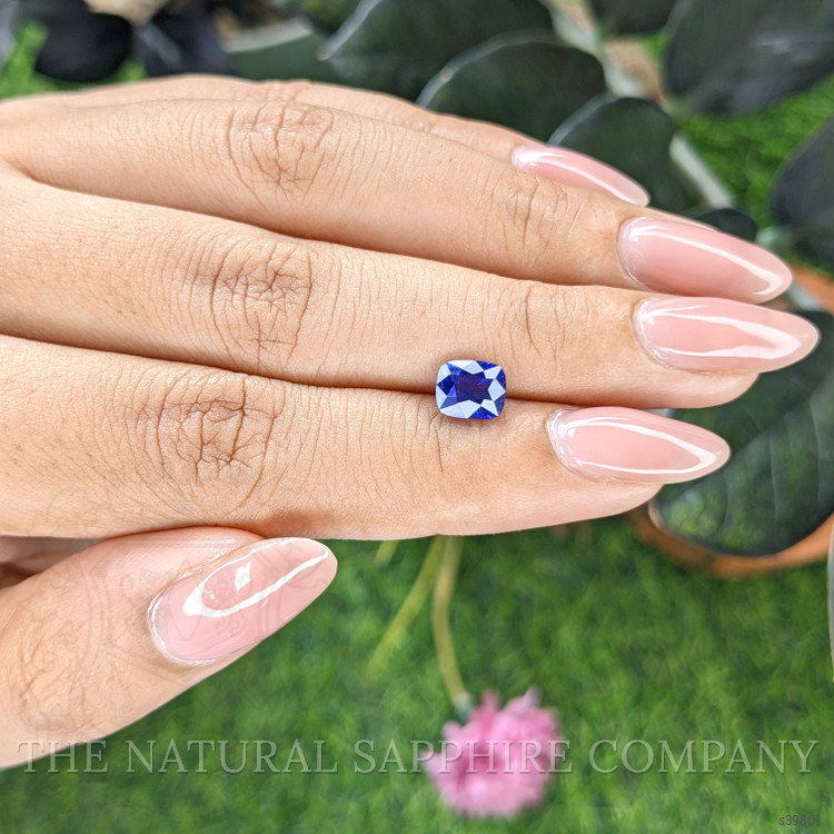 1.61 Ct. Purplish Blue Sapphire from Tanzania
