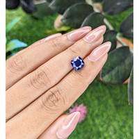 3.04 Ct. Blue Sapphire from Madagascar Life Style