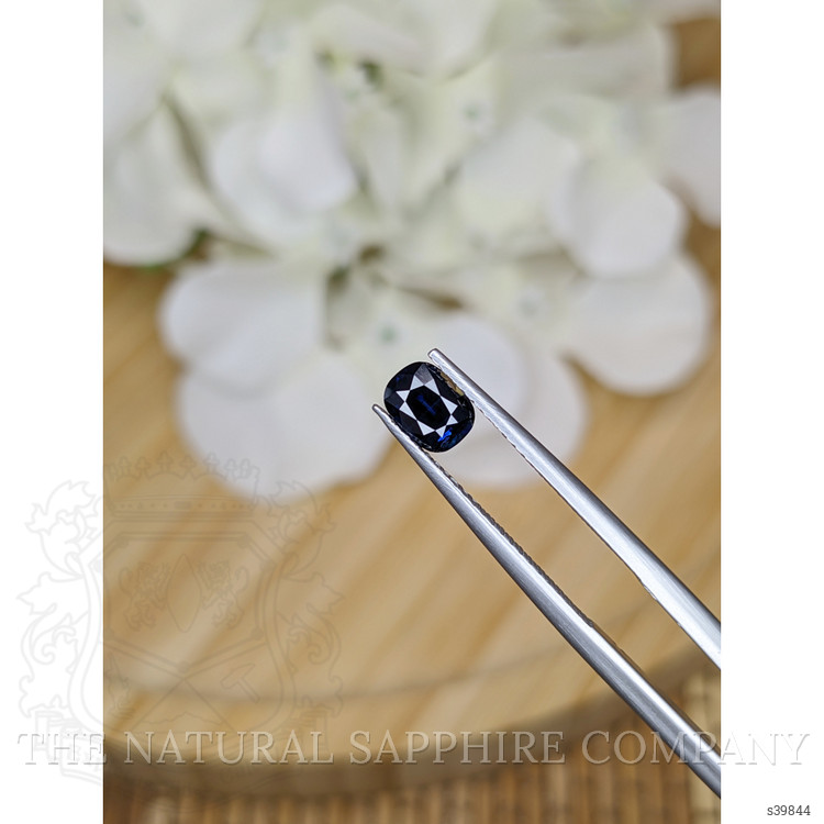 0.84 Ct. Greenish Blue Sapphire from Madagascar