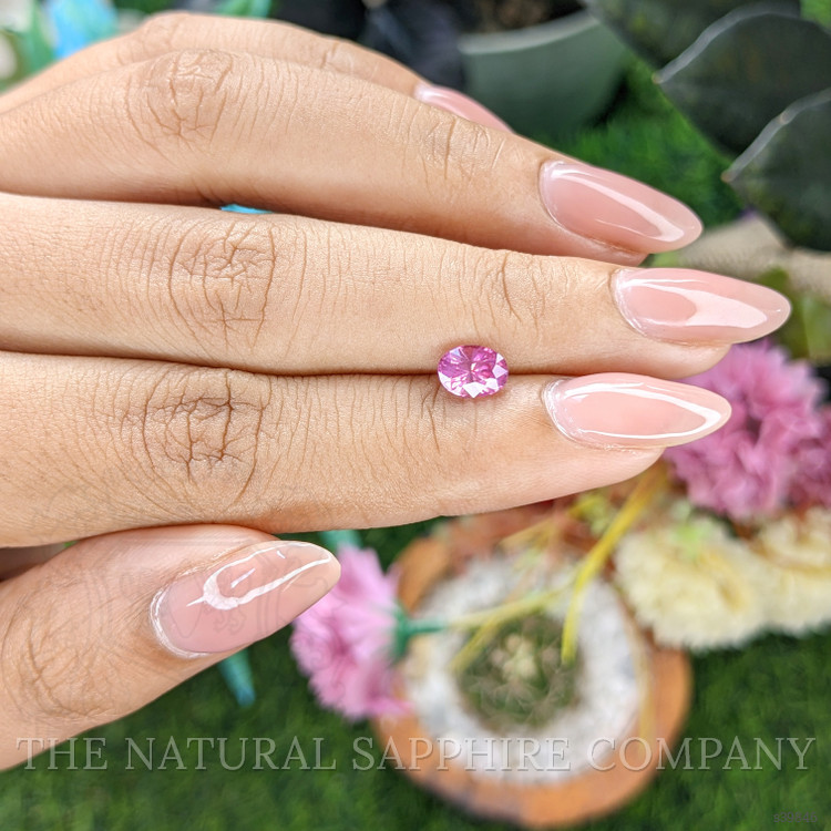 1.05 Ct. Pink Sapphire from Ceylon (Sri Lanka)