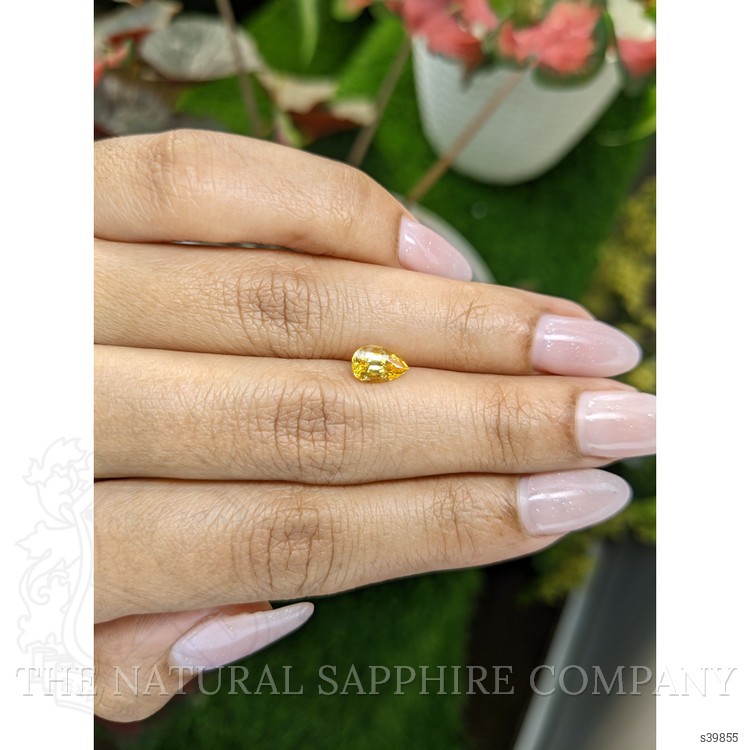 1.18 Ct. Yellow Sapphire from Ceylon (Sri Lanka)