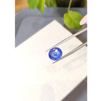 10.37 Ct. Blue Sapphire from Ceylon (Sri Lanka) Life Style