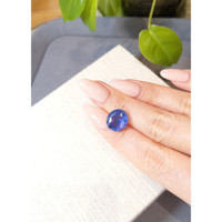 10.37 Ct. Blue Sapphire from Ceylon (Sri Lanka) Life Style