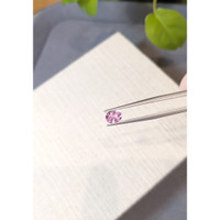 1.31 Ct. Pink Sapphire from Ceylon (Sri Lanka) Life Style