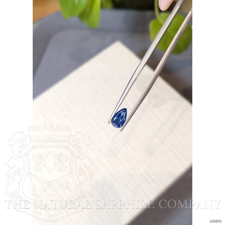 1.39 Ct. Blue Sapphire from Ceylon (Sri Lanka)