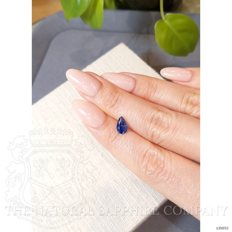 1.39 Ct. Blue Sapphire from Ceylon (Sri Lanka)