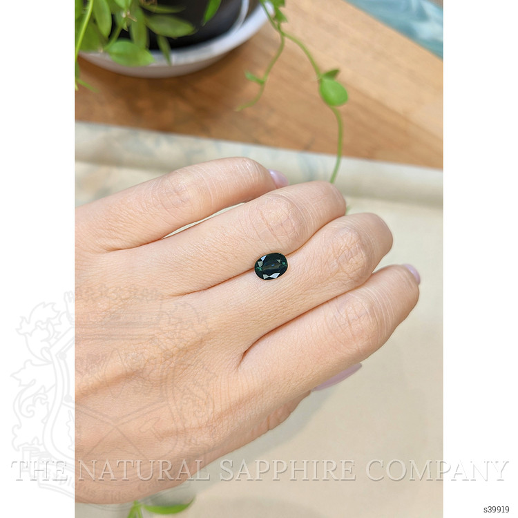 1.58 Ct. Bluish Green Sapphire from Ceylon (Sri Lanka)