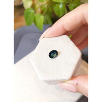 2.38 Ct. Bluish Green Sapphire from Ceylon (Sri Lanka) Life Style