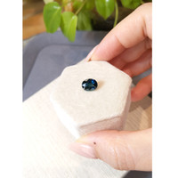 2.65 Ct. Greenish Blue Sapphire from Ceylon (Sri Lanka) Life Style