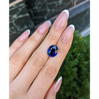 10.60 Ct. Blue Sapphire from Ceylon (Sri Lanka) Life Style