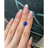 4.96 Ct. Blue Sapphire from Ceylon (Sri Lanka) Life Style