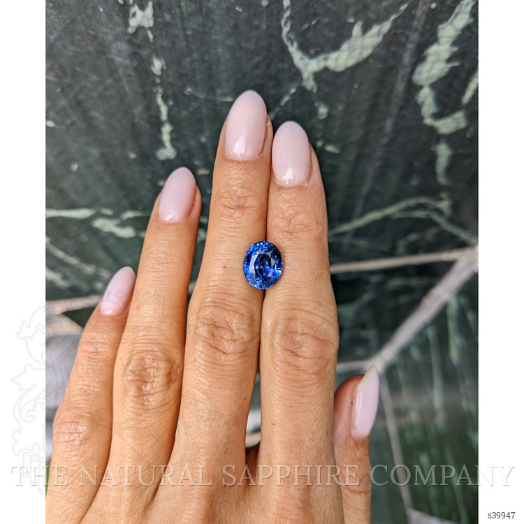 4.61 Ct. Blue Sapphire from Ceylon (Sri Lanka)