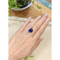 8.05 Ct. Blue Sapphire from Ceylon (Sri Lanka) Life Style
