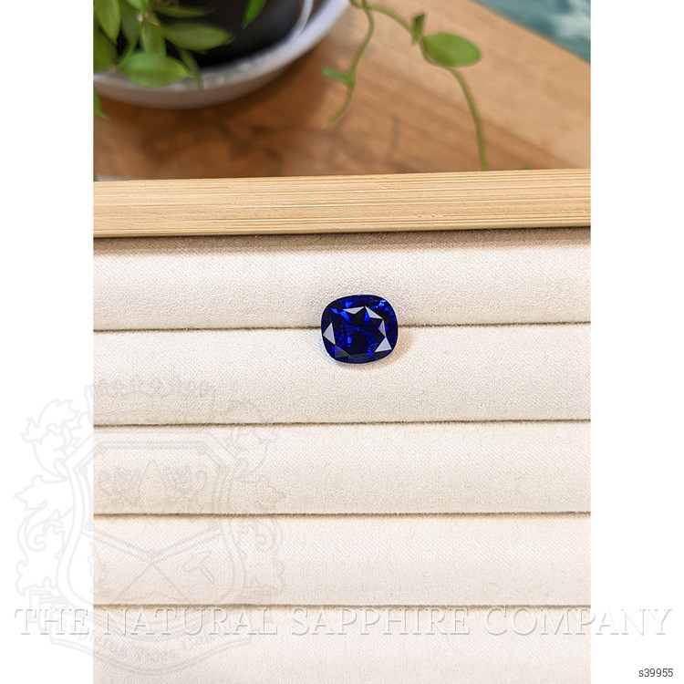 8.05 Ct. Blue Sapphire from Ceylon (Sri Lanka)