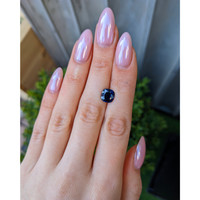 3.25 Ct. Blue Sapphire from Ceylon (Sri Lanka) Life Style