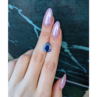 4.70 Ct. Blue Sapphire from Ceylon (Sri Lanka) Life Style
