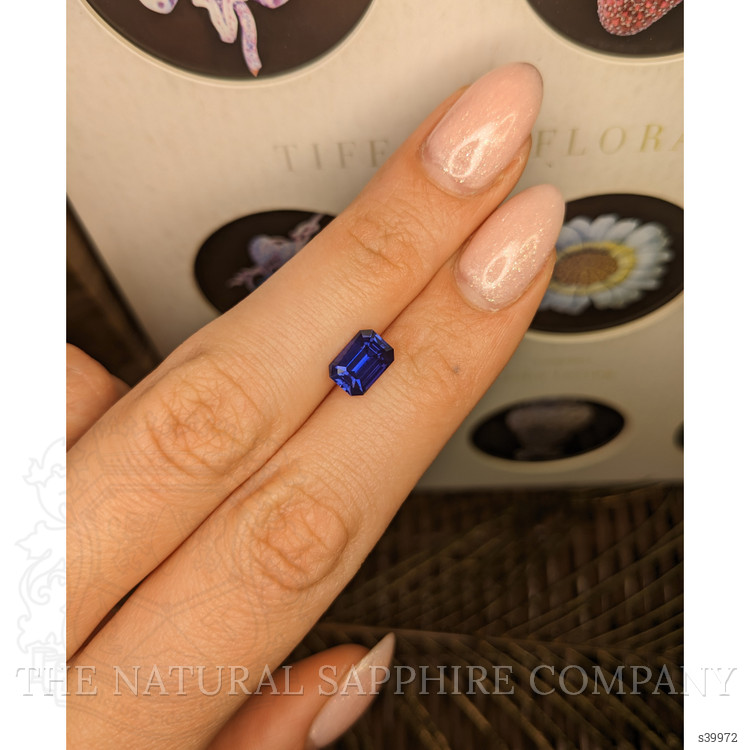 2.01 Ct. Color Change Sapphire from Ceylon (Sri Lanka)