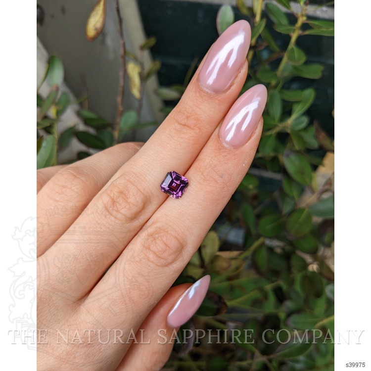 3.03 Ct. Purplish Pink Sapphire from Ceylon (Sri Lanka)