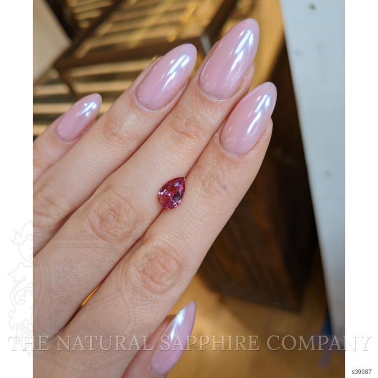 2.21 Ct. Pink Sapphire from Ceylon (Sri Lanka)