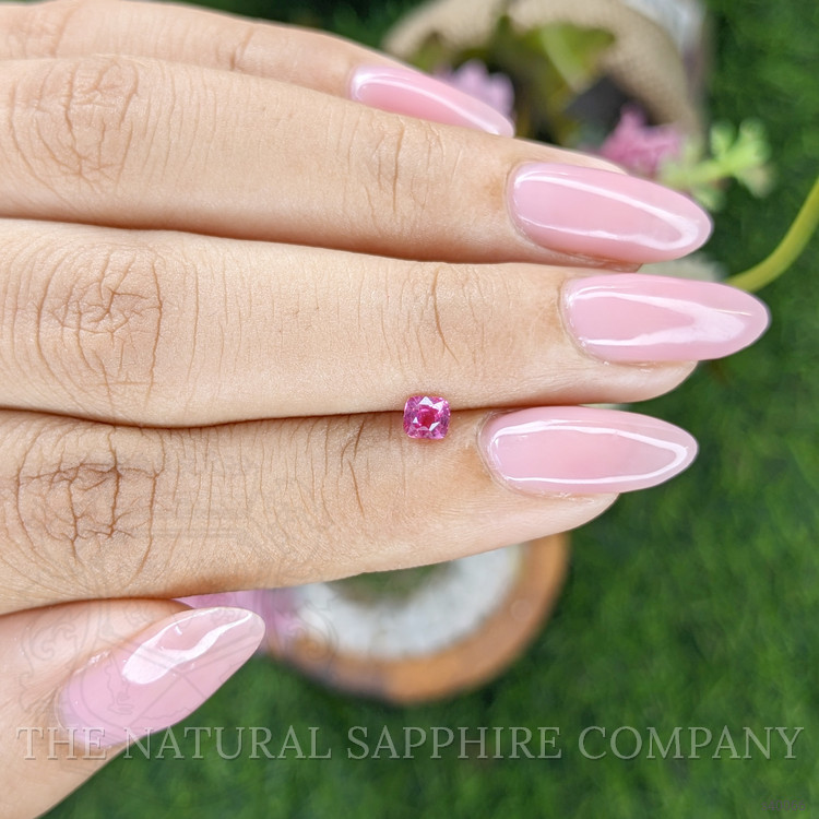0.33 Ct. Pink Sapphire from Ceylon (Sri Lanka)