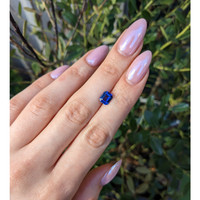 2.06 Ct. Blue Sapphire from Ceylon (Sri Lanka) Life Style
