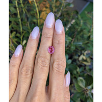 2.41 Ct. Pink Sapphire from Ceylon (Sri Lanka) Life Style